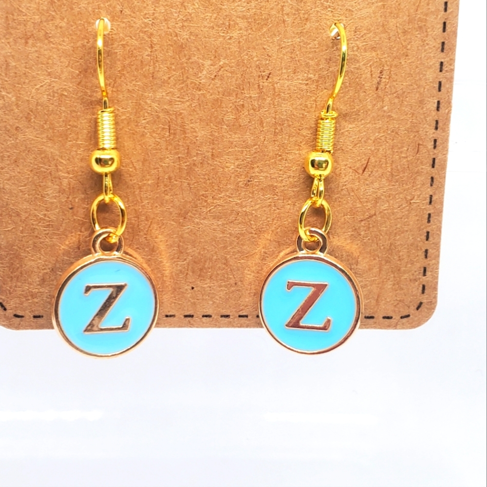 7/$10 Z Initial Earrings, New